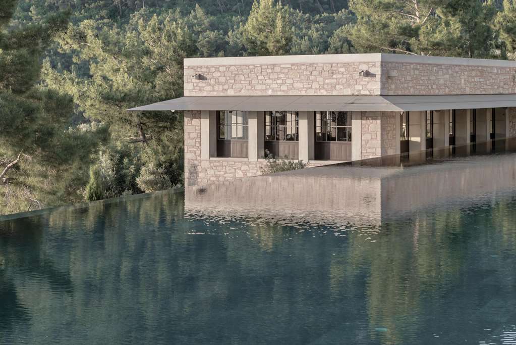 Amanruya Ottoman Lounge