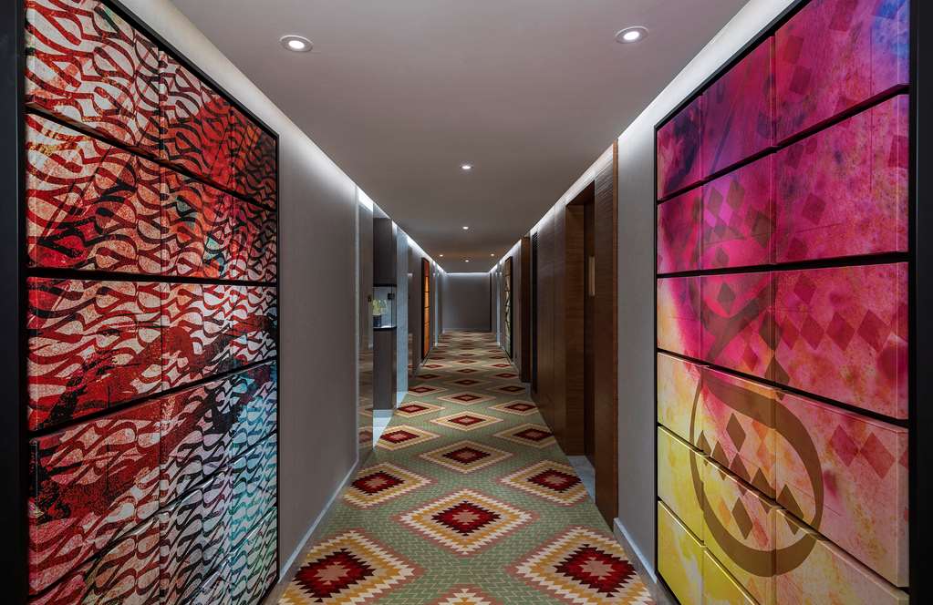 ANDAZ DUBAI THE PALM Lobby view