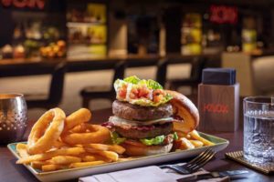 ANDAZ DUBAI THE PALM Restaurant