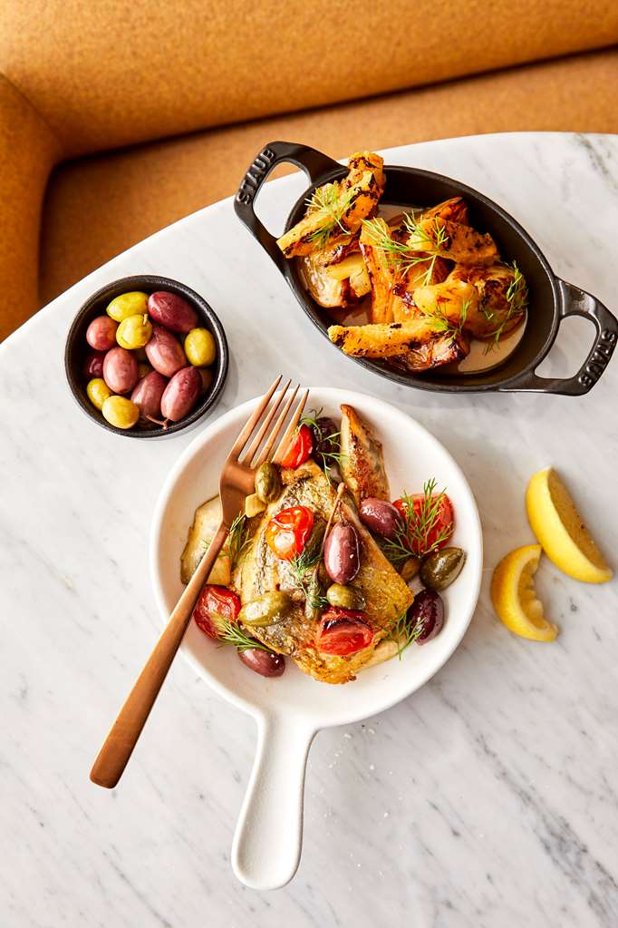 ANDAZ DUBAI THE PALM Restaurant