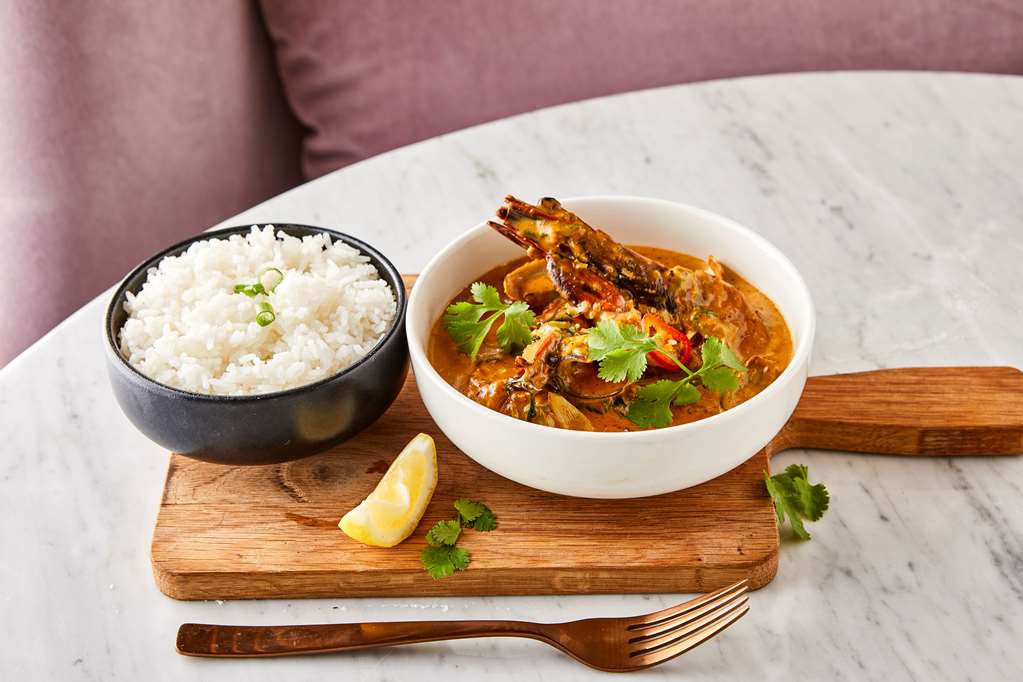 ANDAZ DUBAI THE PALM Restaurant