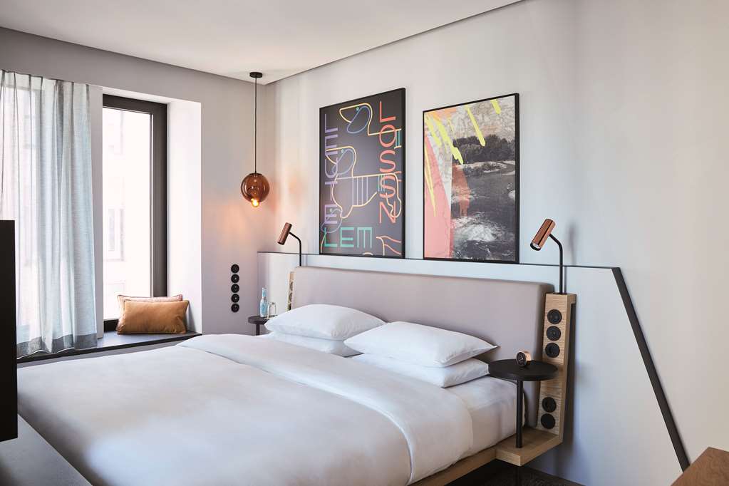 ANDAZ MUNICH SCHWABINGER TOR Suite