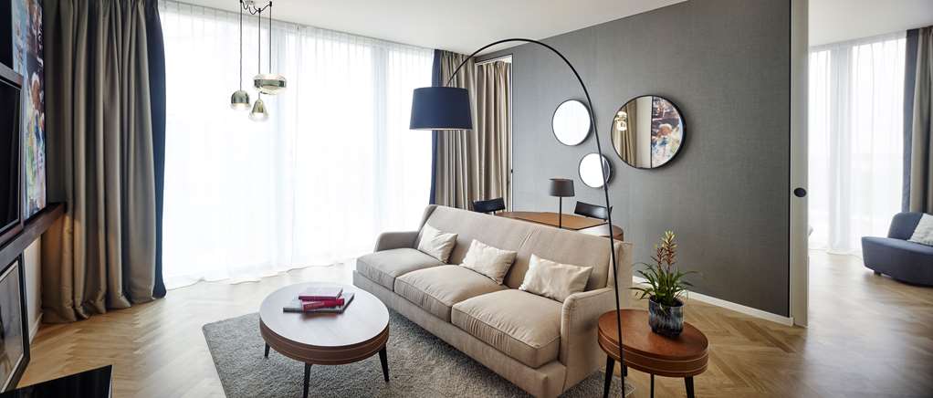 ANDAZ VIENNA AM BELVEDERE Suite