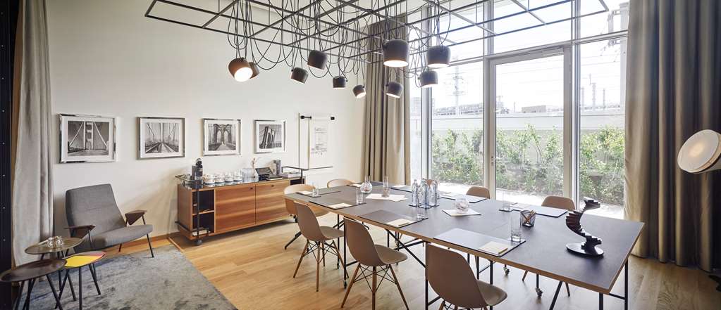 ANDAZ VIENNA AM BELVEDERE Meeting room