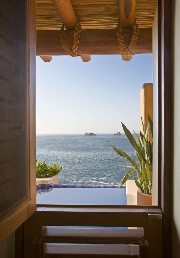 Cala de Mar Resort and Spa Ixtapa Beach