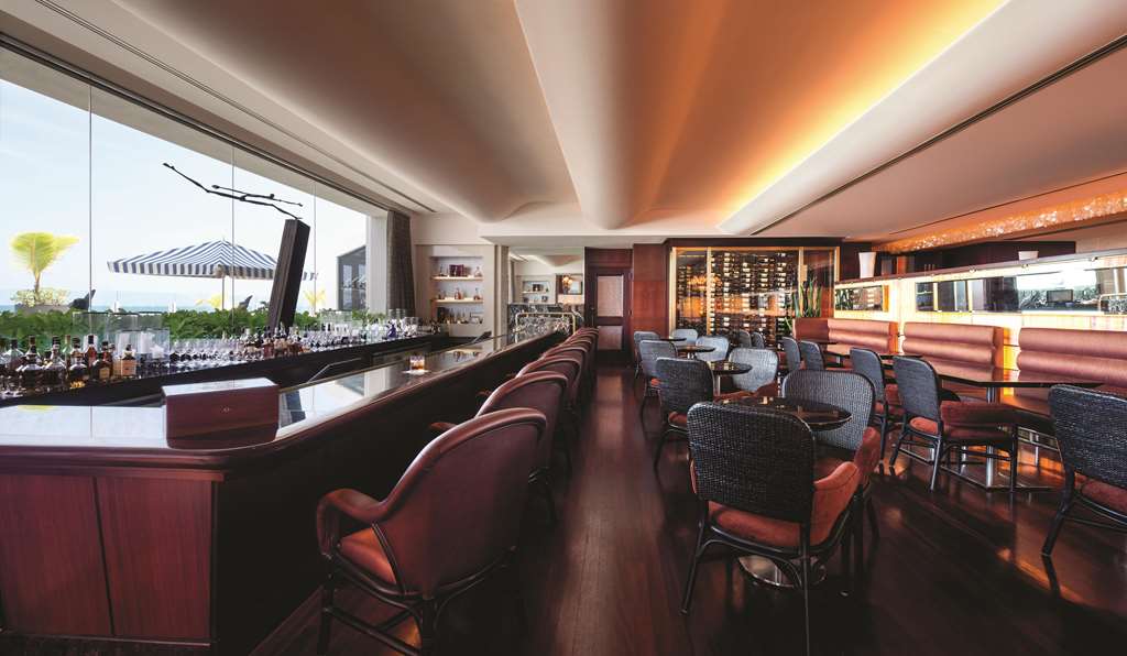 Condado Vanderbilt Hotel Bar/Lounge