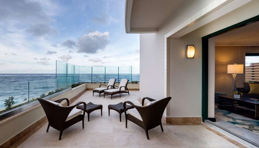 Condado Vanderbilt Hotel Suite