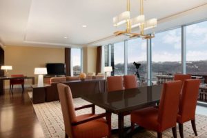 Fairmont Pittsburgh PGH-V-114.jpg
[PGH] [73709] [Suite] [Presidential] [Pittsburgh] [US] [PA]