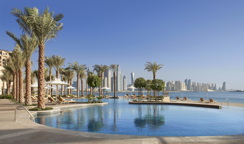 Fairmont The Palm Dubai Pool view