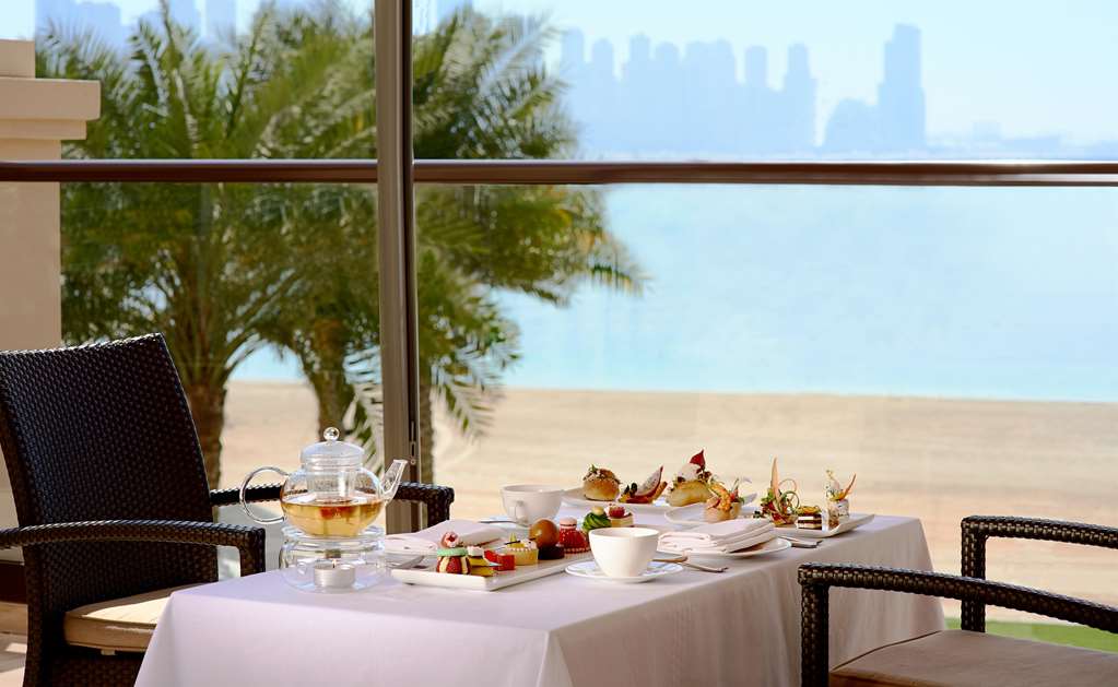 Fairmont The Palm Dubai PMI-203.jpg
[PMI-203.jpg] [PMI] [73711] [Bar/Lounge] [Mashrabiya Lounge terrace] [Dubai] [AE]