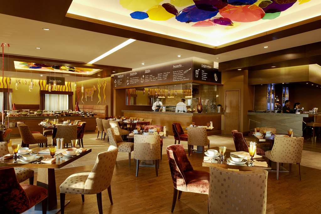 Fairmont The Palm Dubai PMI-174.jpg
[PMI] [73711] [PMI-174] [Dubai] [AE]