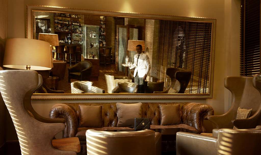 Fairmont The Palm Dubai PMI-173.jpg
[PMI] [73711] [PMI-173.jpg] [Lounge] [Dubai] [AE]