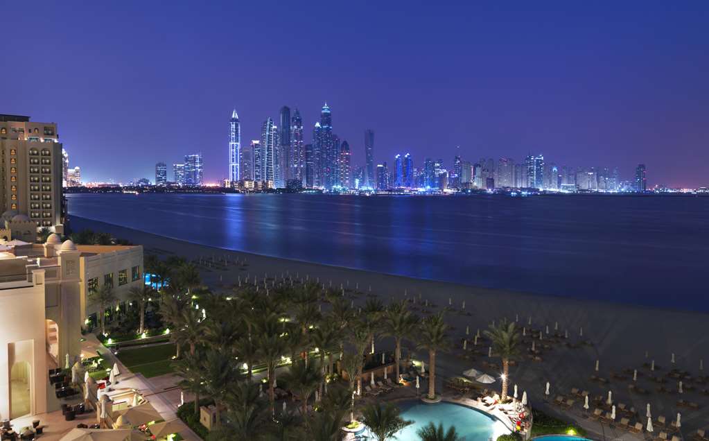 Fairmont The Palm Dubai PMI-096.jpg
[PMI-096.jpg] [Exterior View] [PMI] [73711] [PMI-096] [Dubai] [AE]