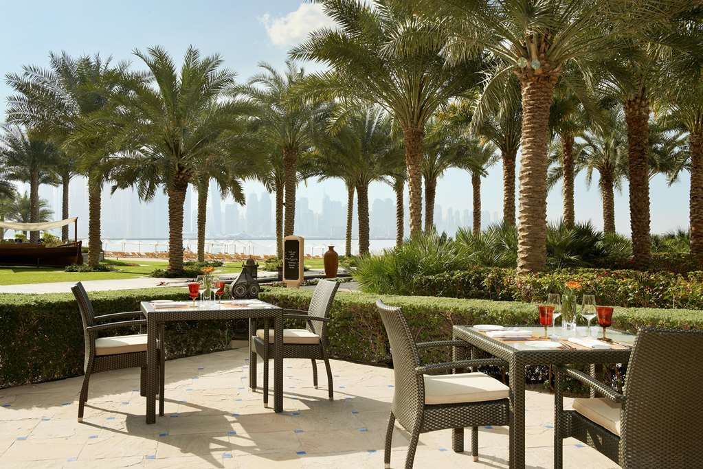 Fairmont The Palm Dubai PMI-183.jpg
[PMI-183.jpg] [PMI] [73711] [Restaurant] [Patio] [Dubai] [AE]