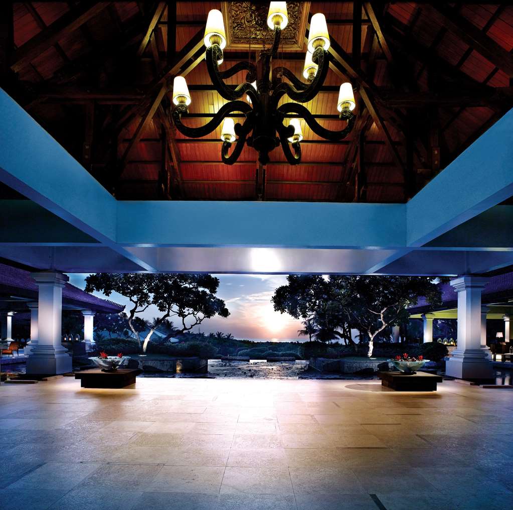 GRAND HYATT BALI Lobby view