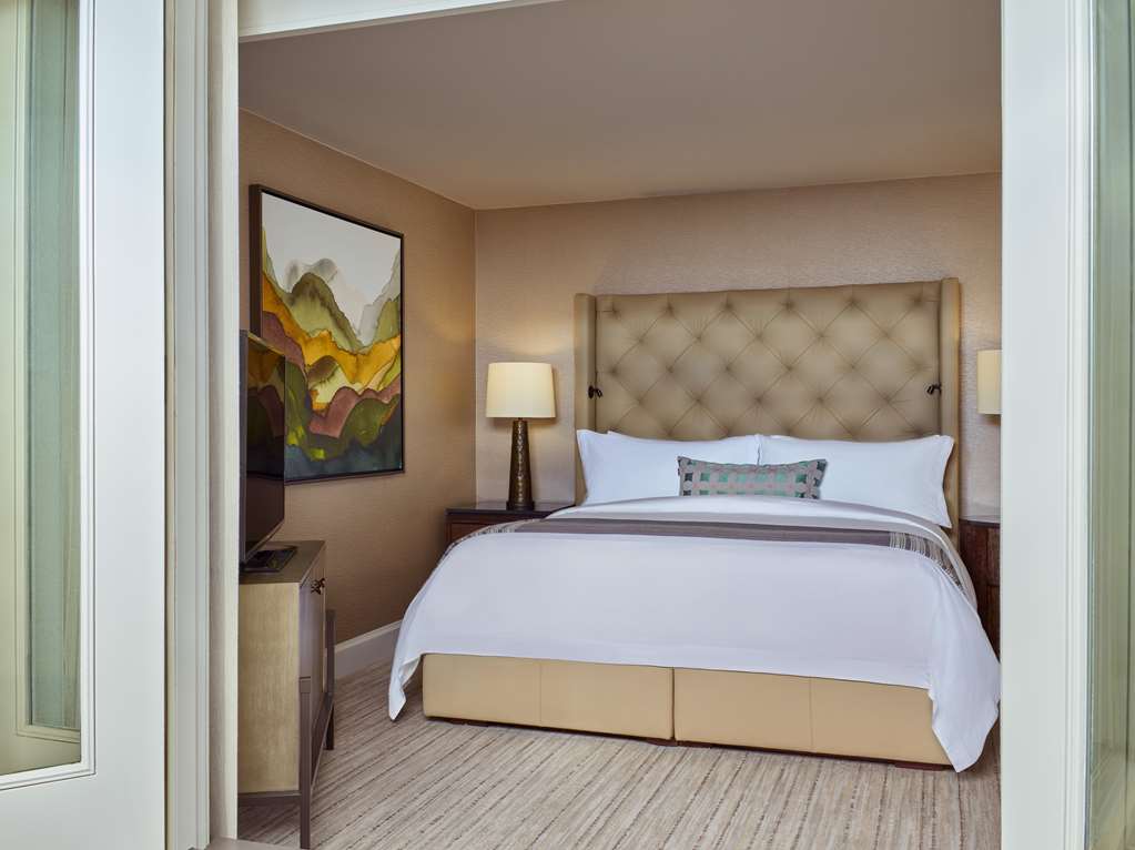 GRAND HYATT VAIL EGEGH P King Suite