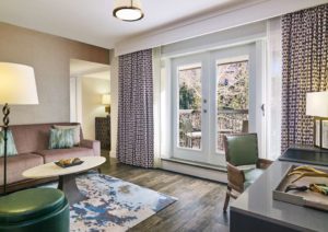 GRAND HYATT VAIL EGEGH P King Junior Mountain View Suite