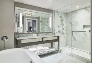 GRAND HYATT VAIL EGEGH P Gore Creek Suite Guest Bathroom