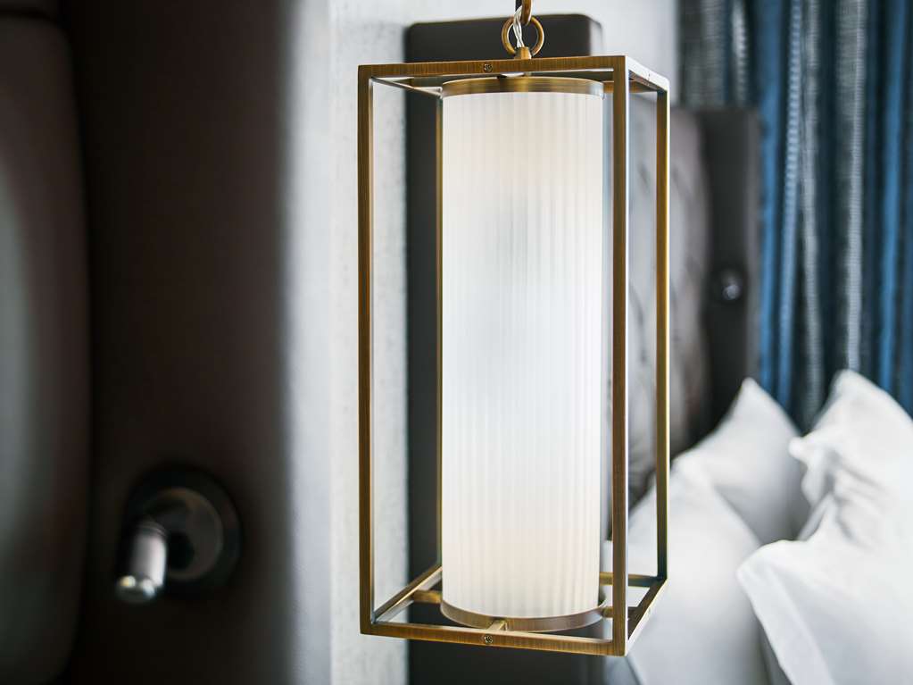 GRAND HYATT VAIL EGEGH P Guestroom Detail