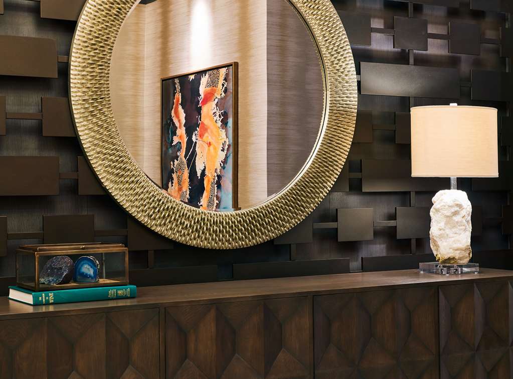 GRAND HYATT VAIL EGEGH P Lobby Detail