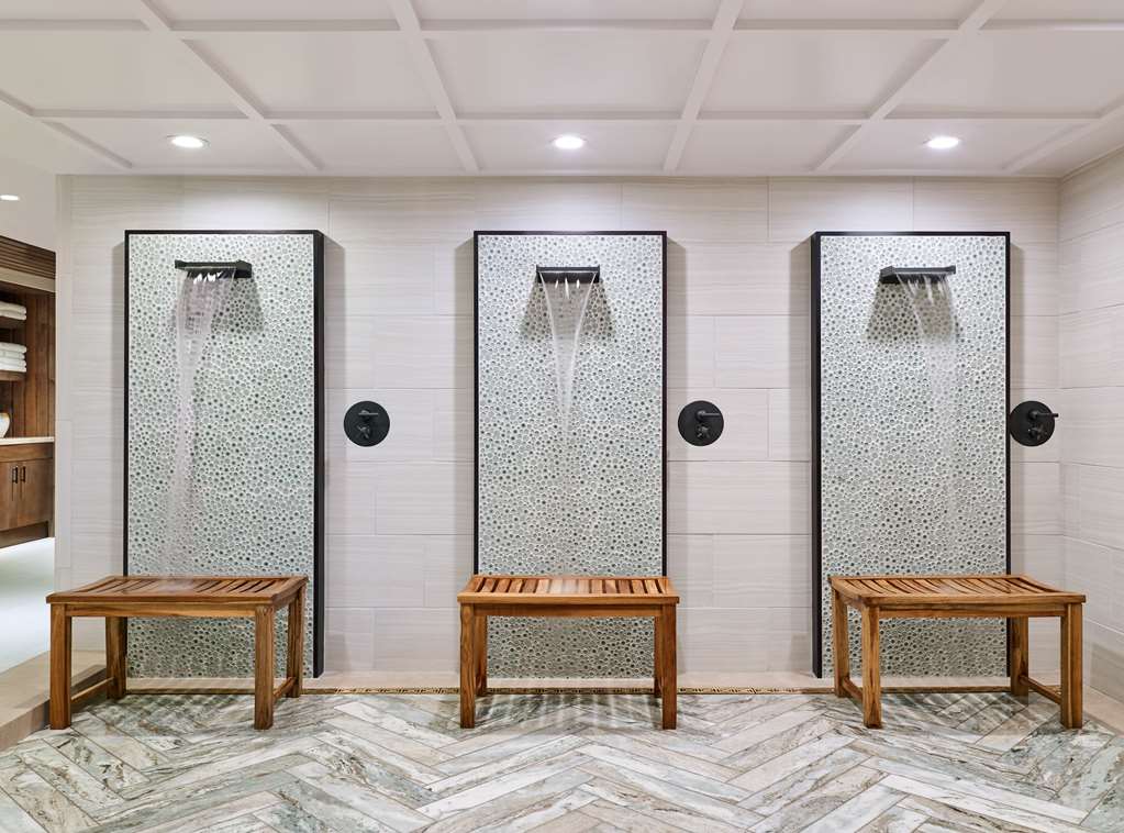 GRAND HYATT VAIL EGEGH P Spa Water Cascade