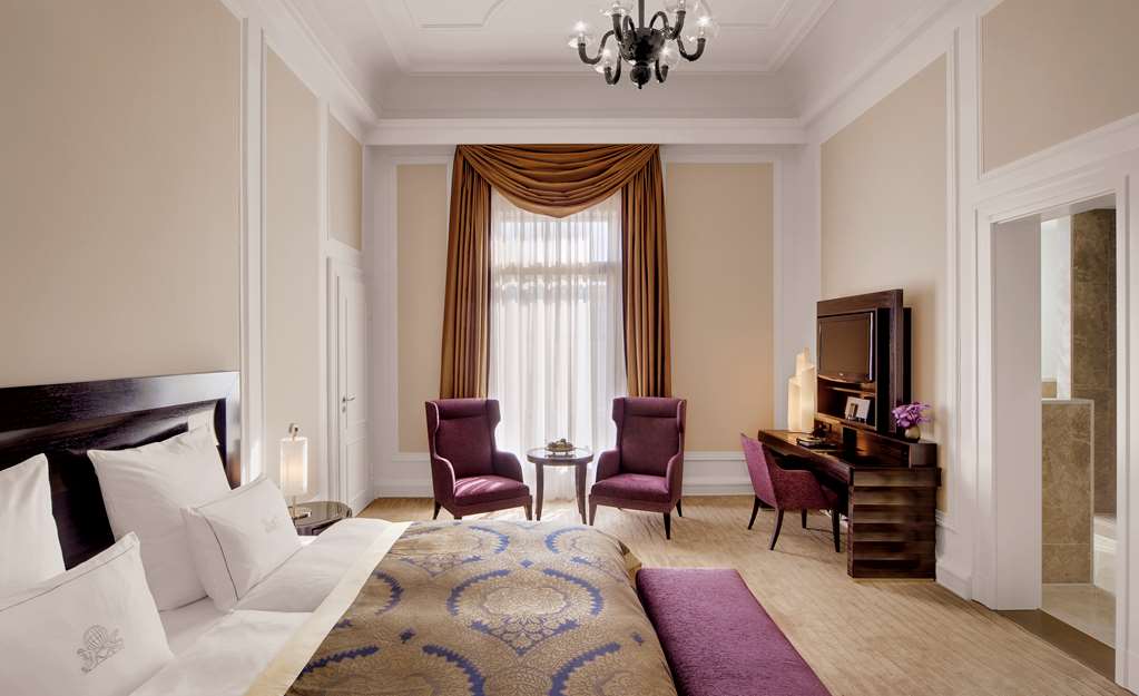 Hotel Atlantic Kempinski Hamburg Deluxe Suite_3.tif