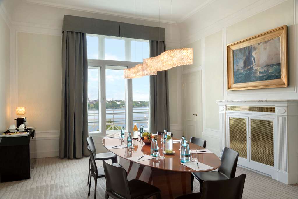 Hotel Atlantic Kempinski Hamburg HAM1_ Meeting Rooms_Boardroom (1).tif