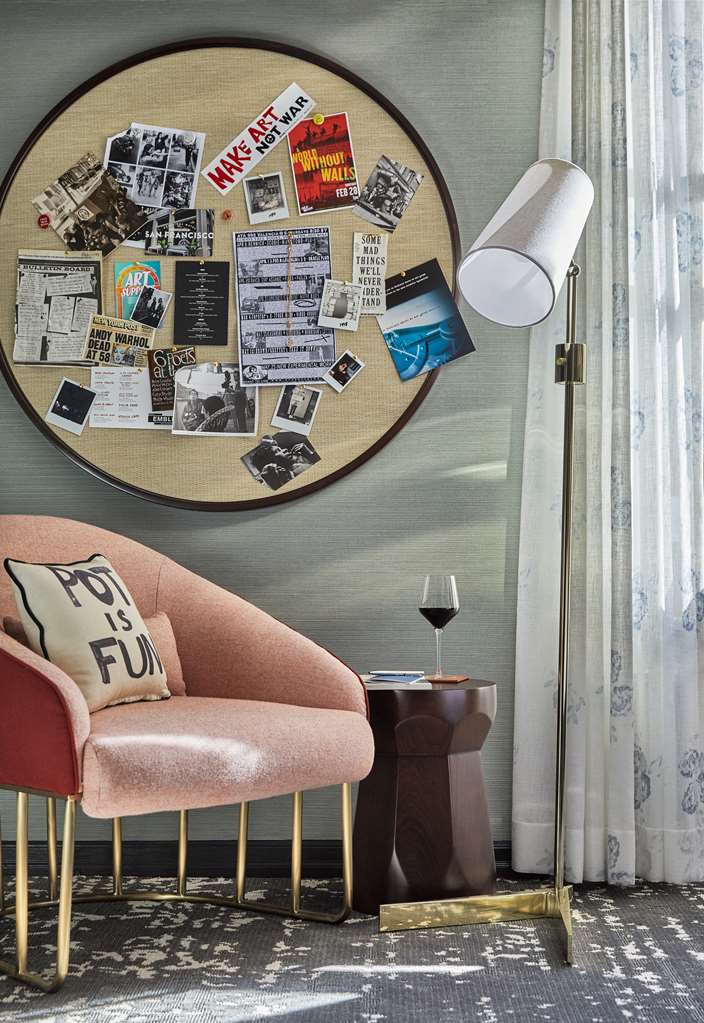 Hotel Emblem San Francisco Emblem Deluxe Queen Board