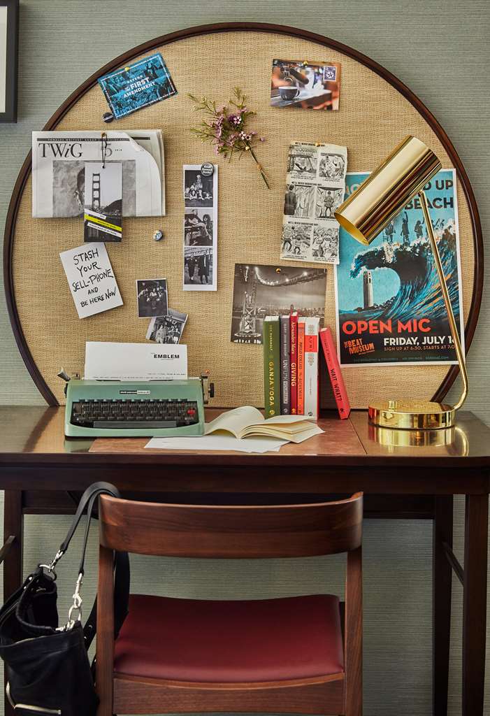 Hotel Emblem San Francisco Emblem Double Room Desk