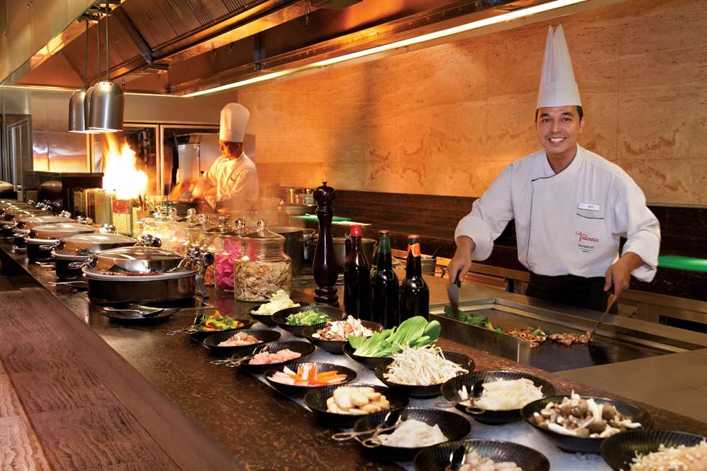 Hotel Indonesia Kempinski Jakarta JKT1_Signatures Restaurant Live Cooking.tif