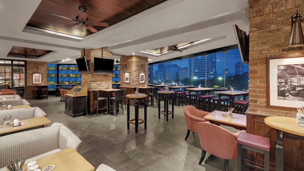 Hotel Indonesia Kempinski Jakarta JKT1_Paulaner Brauhaus A.tif