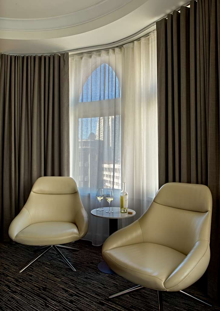 Hotel Zelos San Francisco Seating Area in the Corner King Guestroom