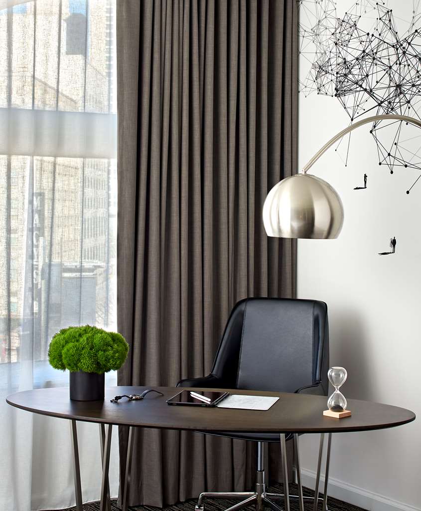 Hotel Zelos San Francisco Desk in the Executive King Guestroom