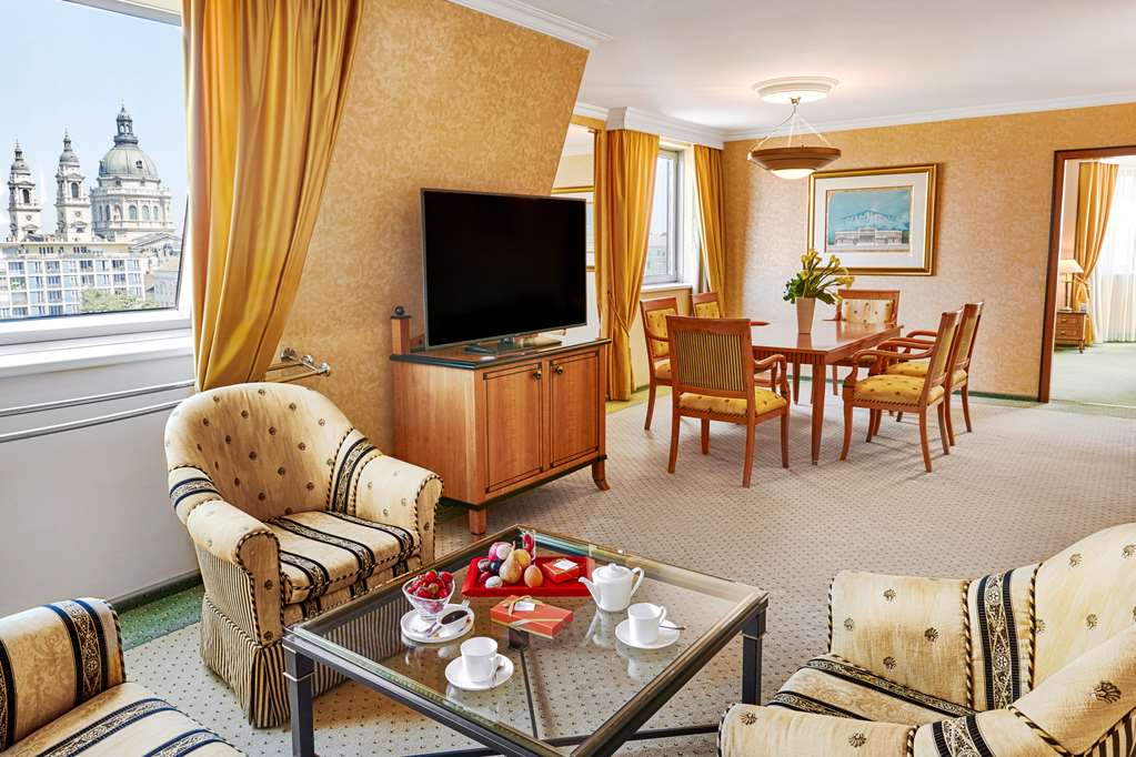 Kempinski Hotel Corvinus Budapest Kempinski-Hotel-Corvinus-Budapest (19).jpg