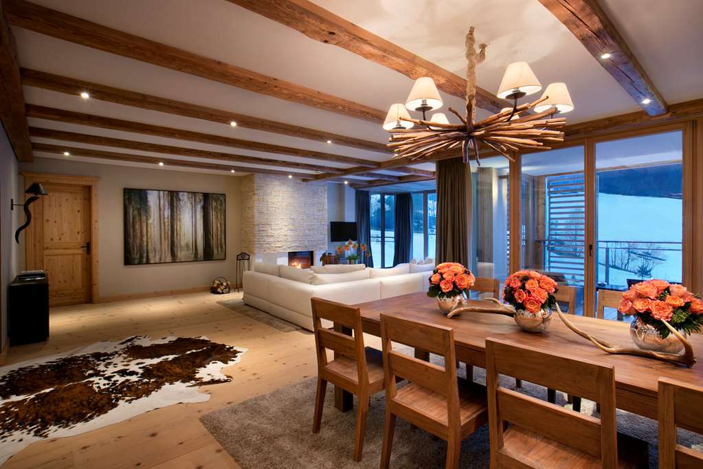 Kempinski Hotel Das Tirol Jochberg Kitzbuehel Alps Tirol Suite Living Room