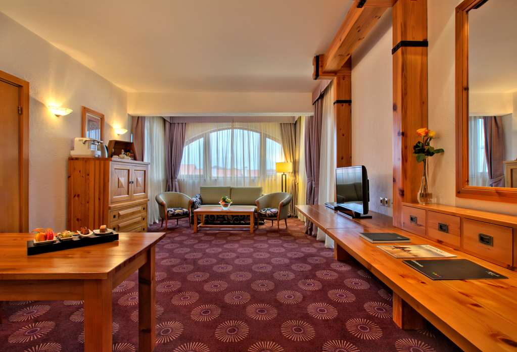 Kempinski Hotel Grand Arena Bansko Bulgaria SOF2_Kempinski Bansko_Alpine Suite living room.jpg