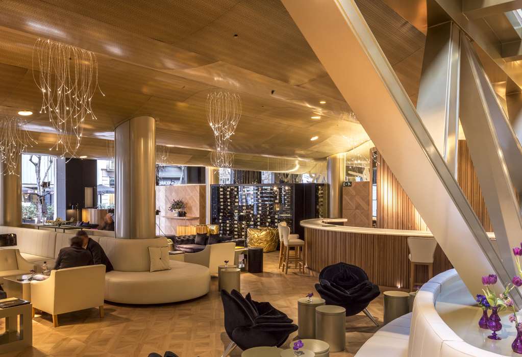 Monument Hotel Restaurant