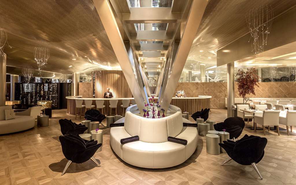 Monument Hotel Restaurant