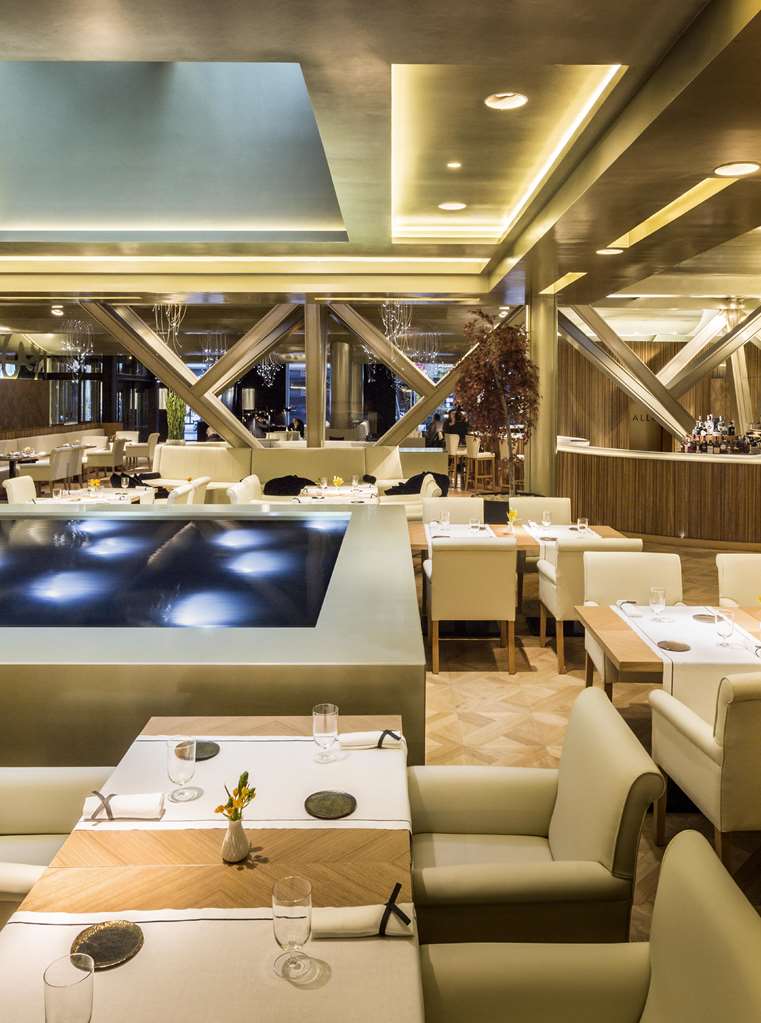 Monument Hotel Restaurant