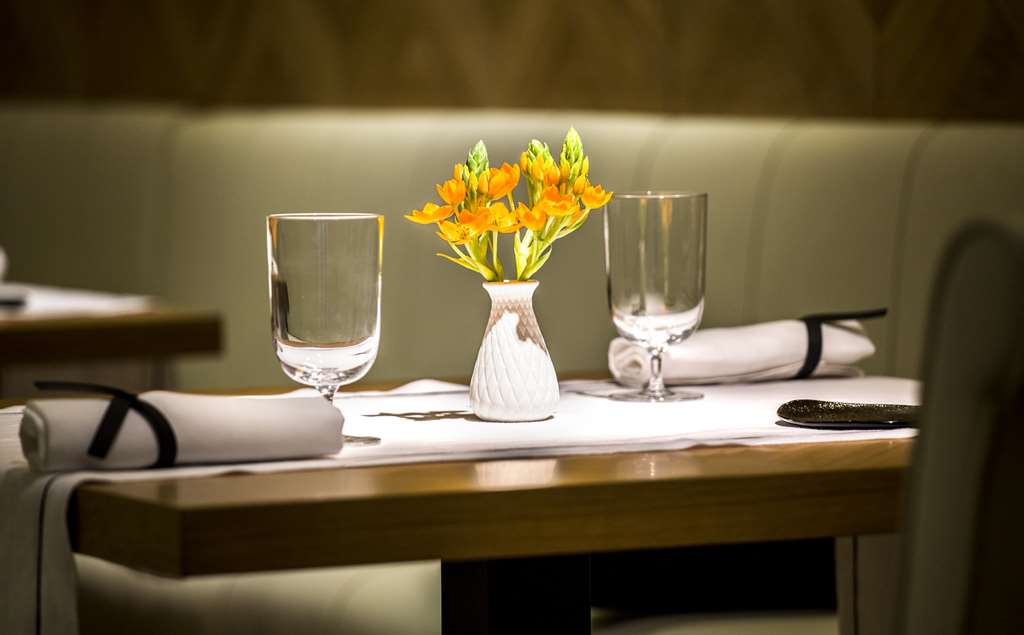 Monument Hotel Restaurant