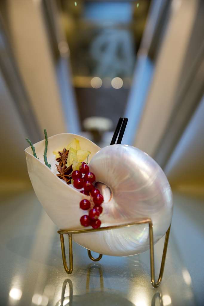 Monument Hotel Restaurant