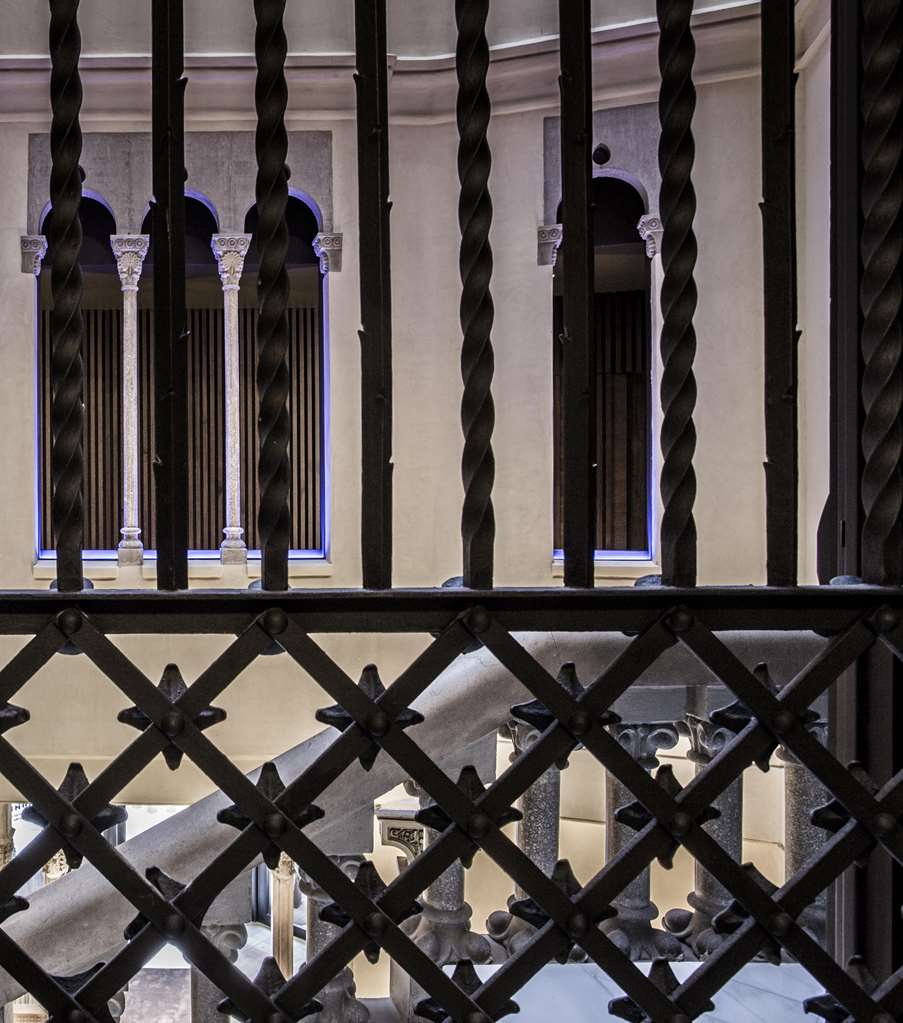 Monument Hotel Exterior view