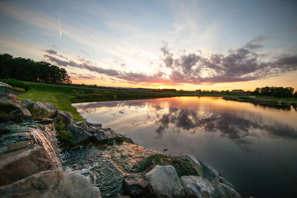Nemacolin Woodlands Resort Exterior view