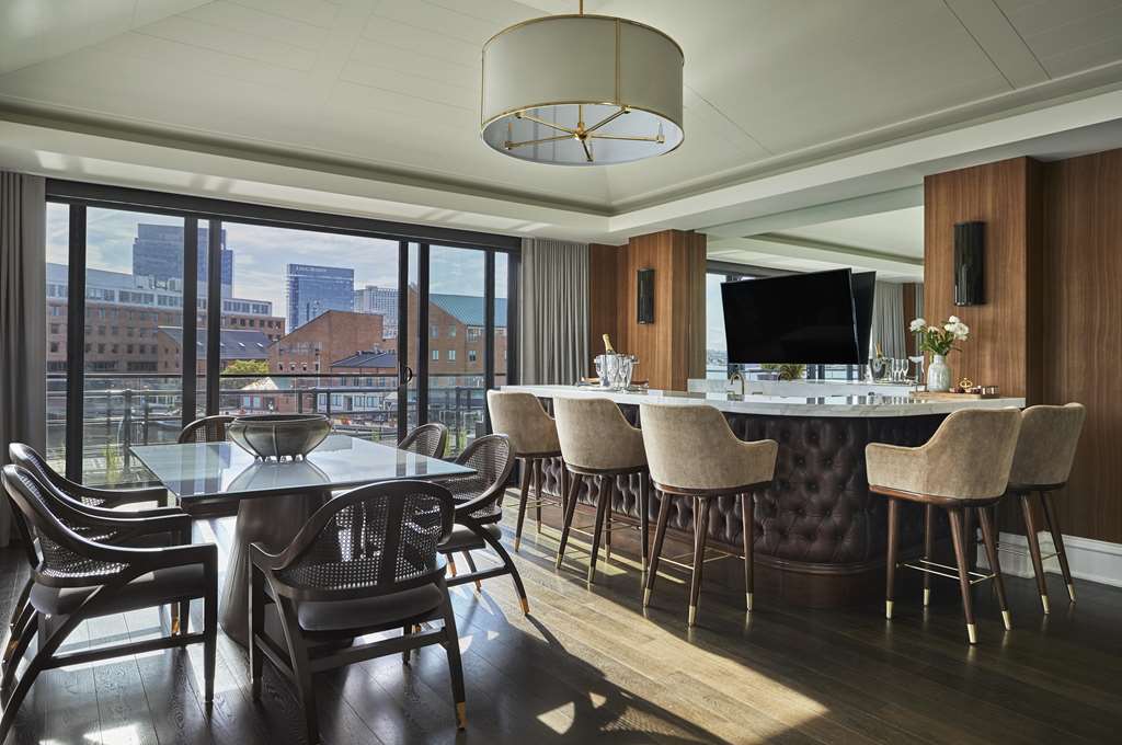 Sagamore Pendry Baltimore SPB RM  SUITE PRESIDENTIAL