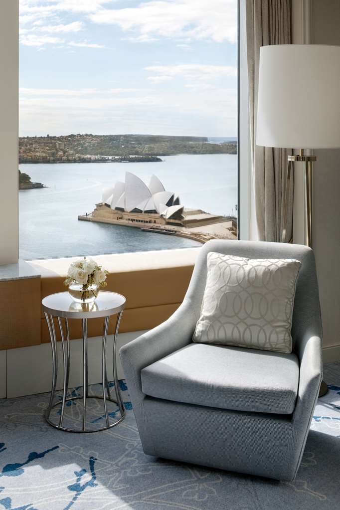 Shangri-La Hotel Sydney Horizon Club Tower Suite