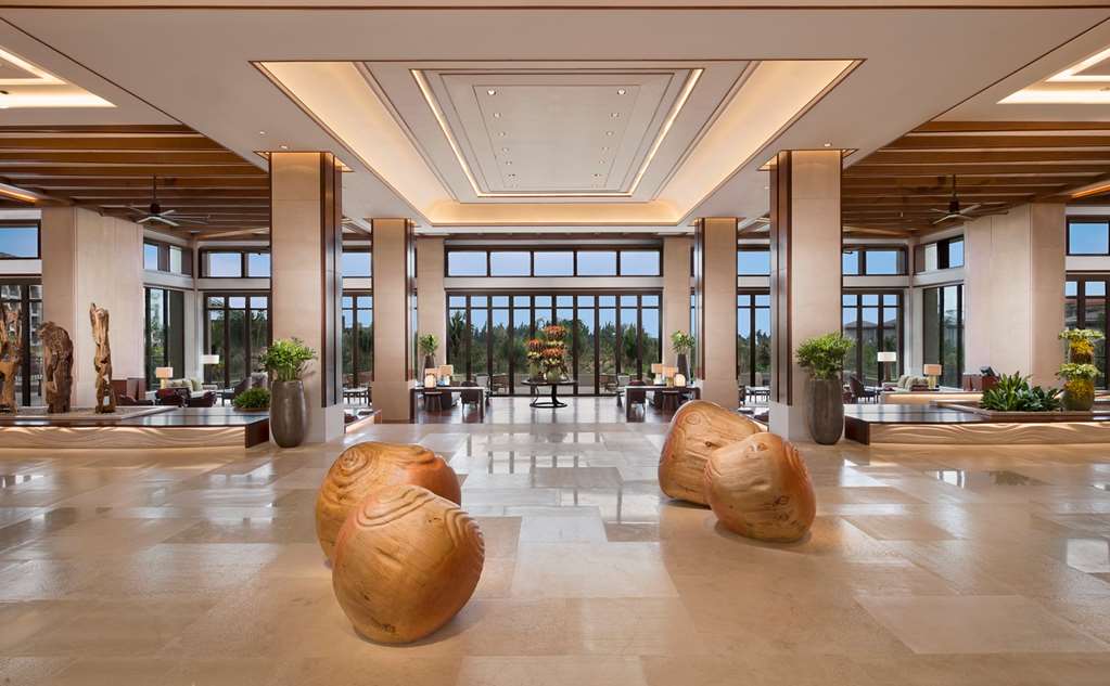 Shangri-Las Sanya Resort and Spa Hainan Lobby view