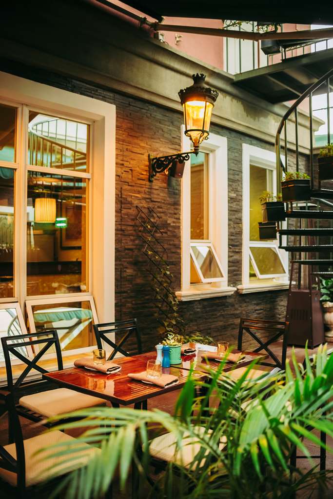 Villa Rosa Kempinski Nairobi KINBO1_Lucca Restuarant - Italian Dining - outdoor.tif