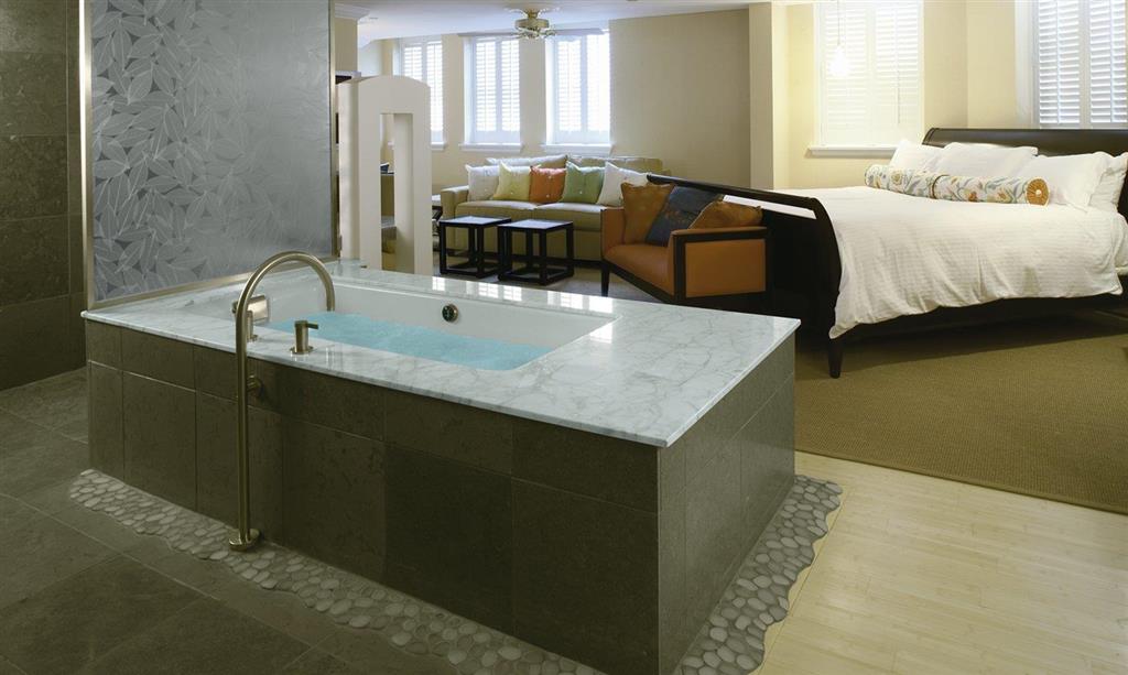 The American Club Suite