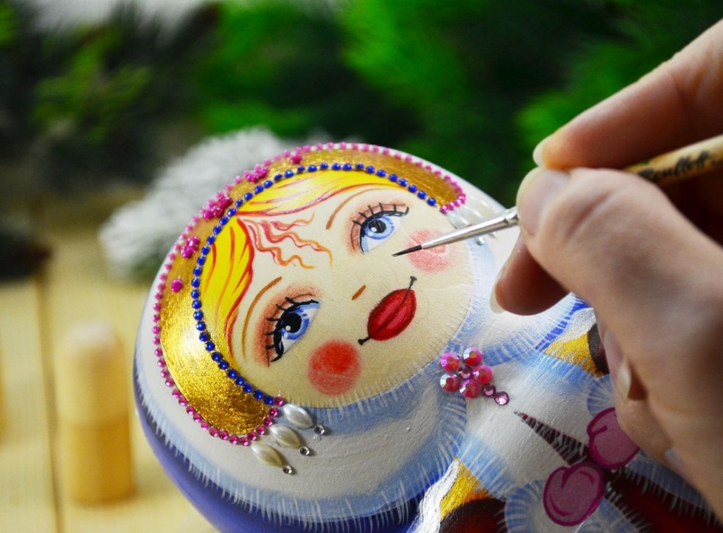 Matryoshka Painting Class • Andaré