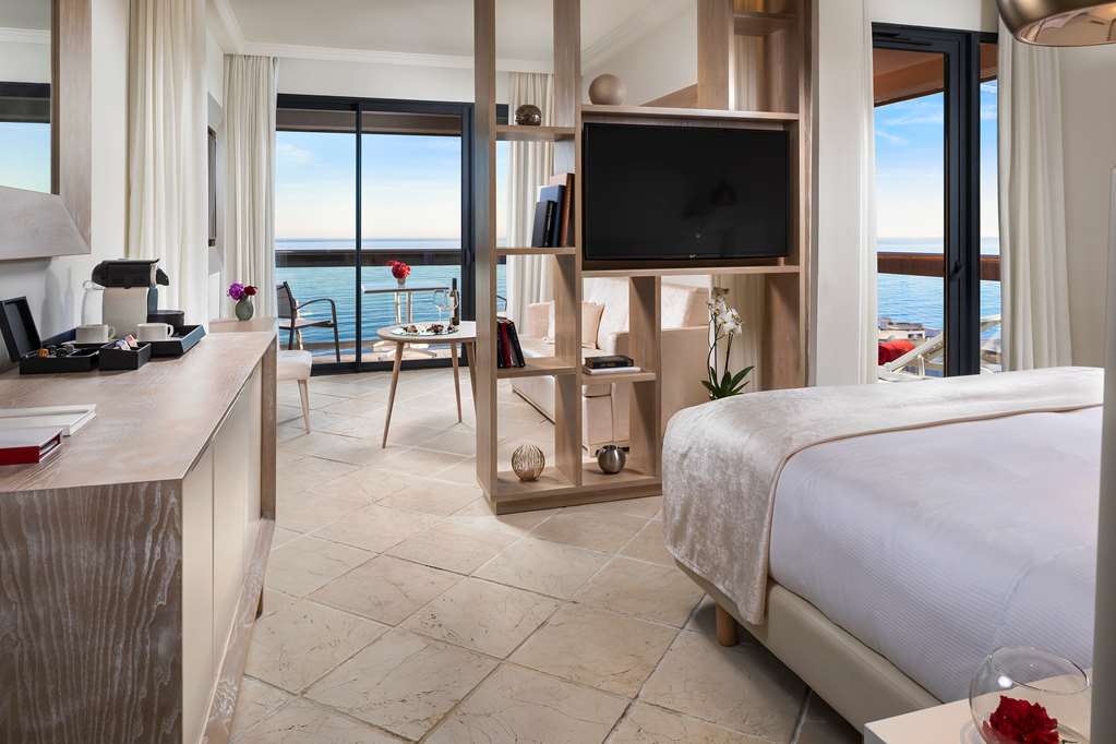 HOTEL DON PEPE GRAN MELIA Suite